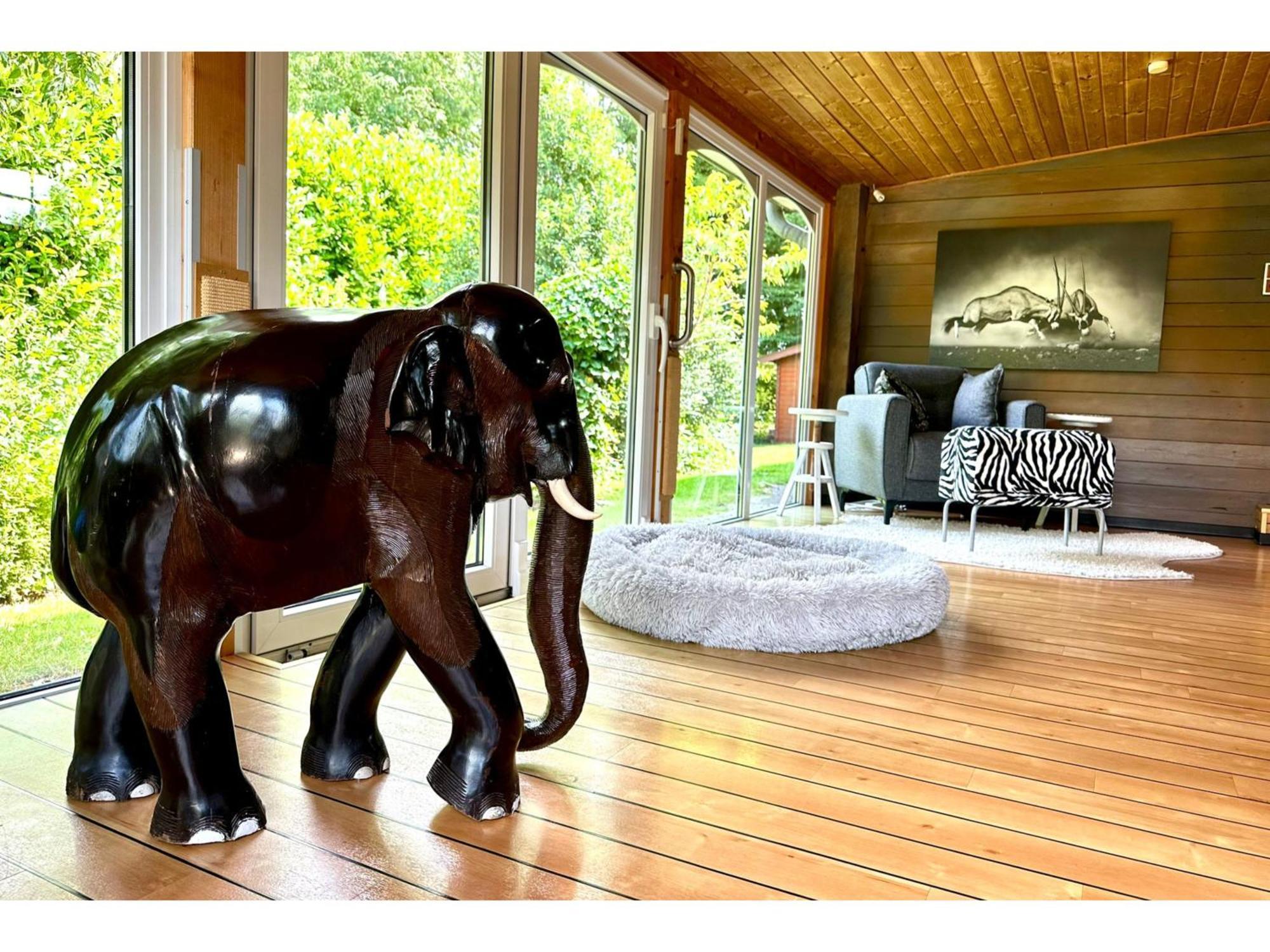 Lodge Of Africa - Einzigartige Themenzimmer, Eingezaeunten Garten, Sauna, Whirlpool & Kamin, Hunde Willkommen, Gasgrill, Voll Ausgestattete Kueche, Grosser Essbereich, Hamburg & Stade In Der Naehe Twielenfleth Εξωτερικό φωτογραφία